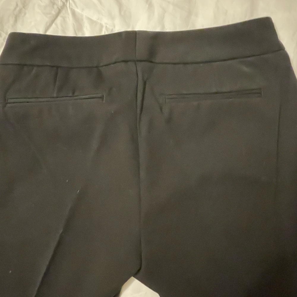 Like new two-tone Crosby straight leg pants- size 6 - Picture 3 of 8